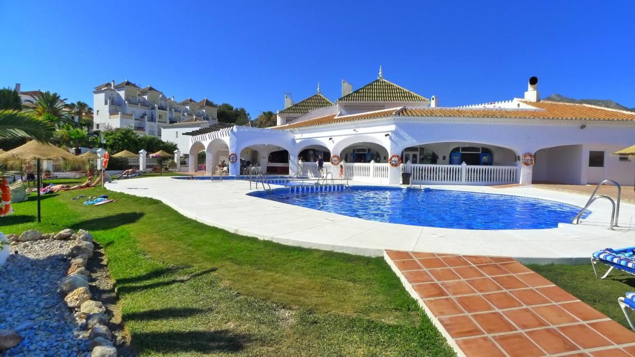 R838 Capistrano Playa 213 Appartement Nerja Buitenkant foto