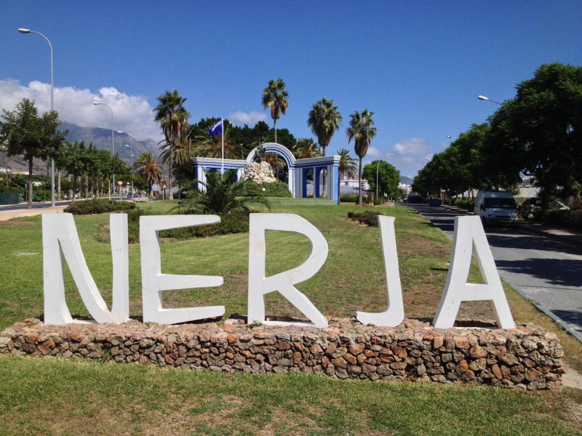 R838 Capistrano Playa 213 Appartement Nerja Buitenkant foto