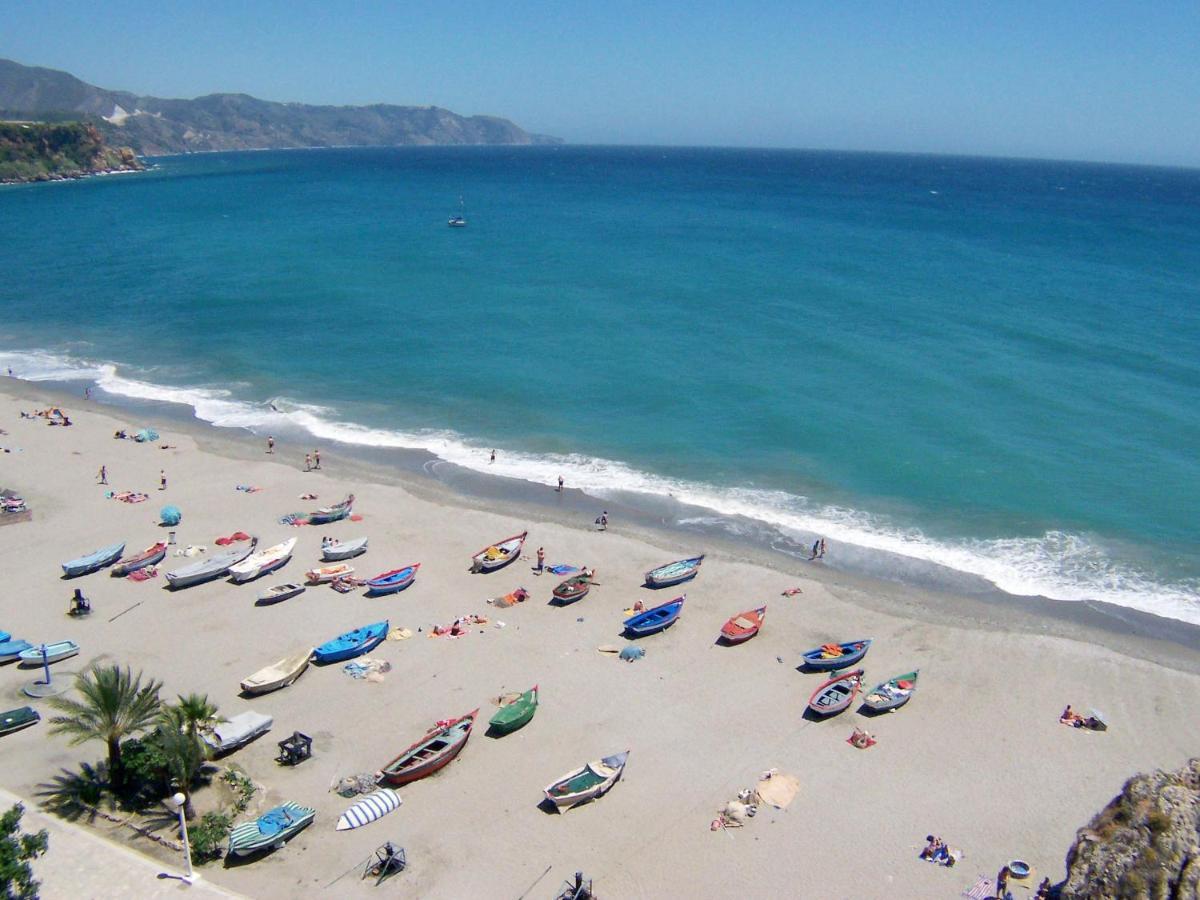 R838 Capistrano Playa 213 Appartement Nerja Buitenkant foto